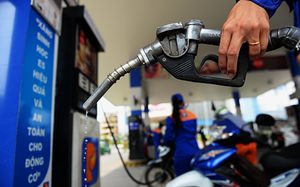Giá xăng dầu hôm nay 9/4: Giá xăng dầu trong nước sắp giảm được 600 - 800 đồng/lít?