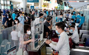 Nghỉ Giỗ tổ Hùng Vương, khách tới sân bay Nội Bài tăng cao "đột biến"