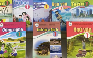 Các chuyên gia nói gì trước vấn đề &quot;nóng&quot; giá sách giáo khoa mới tăng gấp 3 lần?