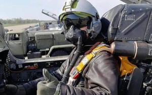 Bắn hạ 40 máy bay Nga: Câu chuyện phi thường về phi công Ukraine 'bóng ma Kiev' là thật hay hư cấu?