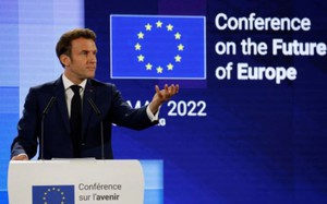 Tổng thống Macron kêu gọi thành lập "cộng đồng chính trị châu Âu" mới cho Ukraine tham gia