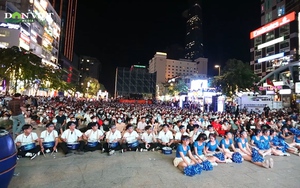 Người dân Sài Gòn háo hức chờ khai mạc SEA Games 31