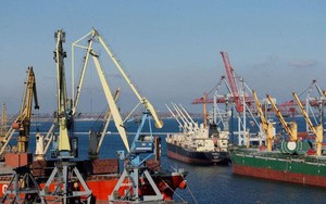 Xung đột tại Ukraine, cấm vận dầu, công ty bảo hiểm hàng hải rơi vào thế khó