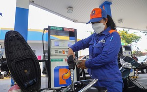 Thông tin mới nhất về giá xăng dầu: Vì sao lùi ngày điều chỉnh giá?