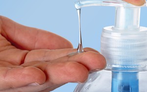 Cục Quản lý Dược thu hồi trên toàn quốc Sữa rửa tay sạch khuẩn Dr. Clean hương dâu