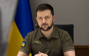 NÓNG Ukraine: 1 vạn binh sĩ Nga đang chiến đấu để giành giật Lugansk, ông Zelensky tuyên bố đang 'đợi tin tốt lành'