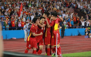 TRỰC TIẾP U23 Việt Nam - U23 Indonesia (3-0): Vỡ trận!