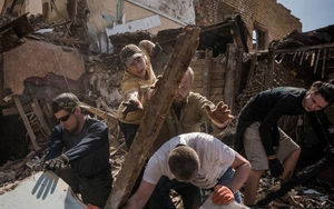 Chiến sự Nga-Ukraine: Ukraine 'thần tốc' xây dựng lại các thành phố bị phá hủy