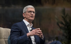 Ông chủ Apple Tim Cook: &quot;Tôi đánh đổi quyền riêng tư để thừa nhận mình đồng tính&quot;