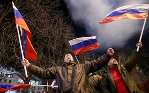 Ukraine thừa nhận Nga... kiên cường chống đỡ lệnh trừng phạt