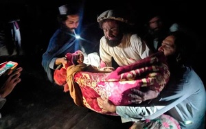Kinh hoàng số người chết vì động đất ở Afghanistan tăng cao chóng mặt, mưa gió ngăn nỗ lực cứu hộ