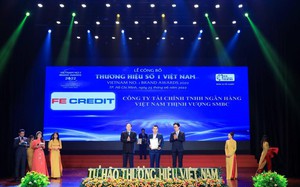FE CREDIT nhận giải thưởng "Thương Hiệu Số 1 Việt Nam 2022"