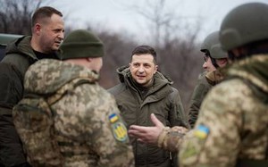 Tổng thống Belarus nói quân đội Ukraine đang có mâu thuẫn với ông Zelensky 