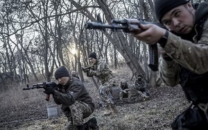 Xung đột Nga-Ukraine: Sức mạnh chiến đấu của Nga suy giảm, Ukraine được khuyến kích phản công 
