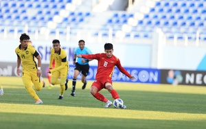 U23 Việt Nam đá bại U23 Malaysia với những &quot;con tính khó lường&quot; của HLV Gong Oh-kyun