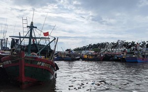 Hải Phòng: Bão số 1 chưa tới, người dân tranh thủ vui chơi, du lịch đảo Cát Bà