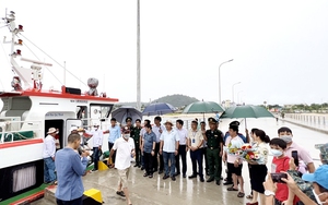Quảng Ngãi: Cảng biển 250 tỷ đón tàu trong ngày đầu tiên chính thức vận hành thử nghiệm 
