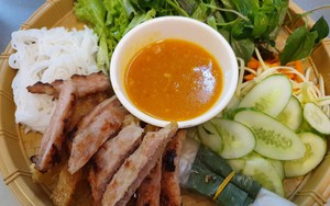 Sài Gòn quán: Nem nướng Nha Trang chính gốc ở Sài Gòn, ăn ở đâu?