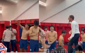 Hòa U19 Việt Nam, U19 Thái Lan ăn mừng “điên dại” trong phòng thay đồ