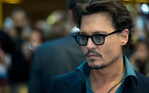 Johnny Depp may mắn &quot;né&quot; vụ kiện hành hung 