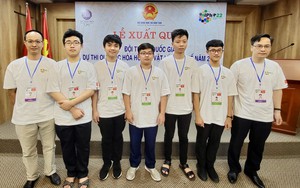 Lần đầu tiên Việt Nam có học sinh lớp 10 thi Olympic Vật lý Quốc tế và giành luôn Huy chương Vàng