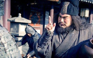 Ai là hung thủ giấu mặt vụ ám sát Trương Phi?
