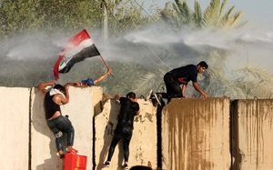 Hỗn loạn chính trị ở Iraq: Vì sao người biểu tình xông vào quốc hội?