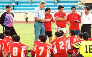 Guingamp - Đối thủ của Quang Hải và Pau FC từng đá thế nào với ĐT Việt Nam?