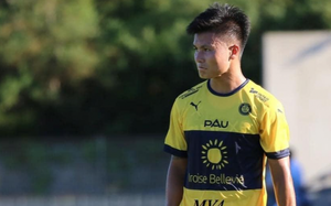 Quang Hải ra mắt CĐV nhà, Pau FC "chơi lớn"