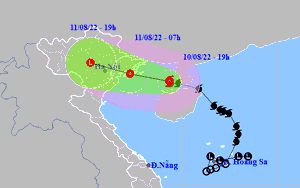 Trực tiếp bão số 2: Tâm bão chỉ cách Quảng Ninh 180km, cách Nam Định 300km