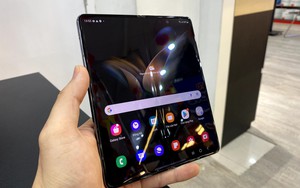 Video: "Trên tay" Samsung Galaxy Z Fold4 mới ra mắt, giá đắt nhất gần 45 triệu đồng, người Việt có bạo chi?