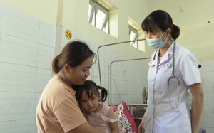 Lai Châu: Số bệnh nhi nhập viện trong tháng 7 tăng cao