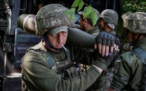 Chiến sự Ukraine: Tiểu đoàn Azov tiến hành chiến dịch đặc biệt, tiêu diệt kho đạn, thiết bị quân sự của Nga