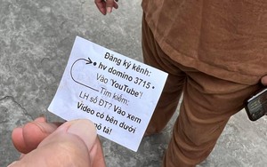 Nhỏ keo 502, dán giấy lên ổ khóa nhà dân để "nhờ" đăng ký kênh YouTube