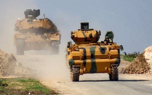 Quân đội Syria tung đòn phản công, trả đũa các cuộc không kích của Thổ Nhĩ Kỳ