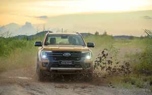 Trải nghiệm Ford Ranger 2023 vừa ra mắt: Thay đổi toàn diện để giữ ngôi &quot;vua&quot; phân khúc bán tải