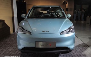Neta V EV 2022 có thiết kế giống Tesla, giá chỉ 354 triệu đồng