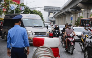 Hà Nội: Người dân làm ngơ trong ngày đầu phân làn ô tô, xe máy trên đường Nguyễn Trãi