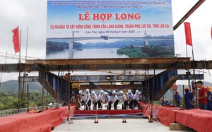 Lào Cai tổ chức Lễ hợp long cầu Làng Giàng