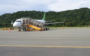 Sân bay Côn Đảo tạm đóng cửa, khai thác chuyến bay trực thăng phục vụ người dân