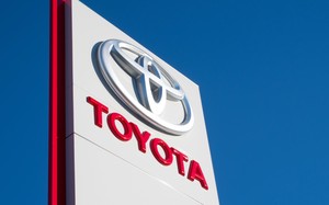Toyota đầu tư 5,3 tỷ USD để sản xuất pin xe điện ở Mỹ và Nhật Bản