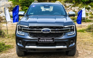 Muốn nhận sớm xe Ford Everest, khách hàng phải chi thêm hàng trăm triệu