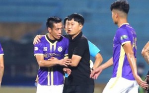 HLV Hà Nội FC mách nước Văn Quyết làm thân HLV Park Hang-seo