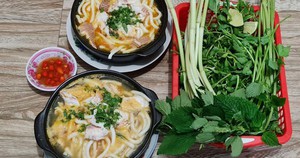 Bánh canh cá lóc ở miền Đông Bình Phước có gì ngon mà khách ăn rồi chẳng muốn đi ăn nơi nào khác nữa?