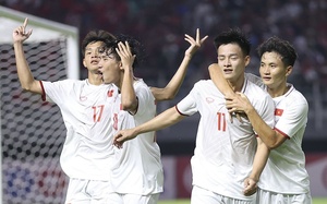 HLV Đinh Thế Nam chia sẻ tiếc nuối nhưng tự hào về U20 Việt Nam
