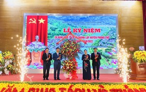 Lai Châu: Kỷ niệm 20 năm chia tách và thành lập huyện Phong Thổ 