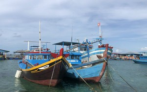 Bình Thuận: Chỉ có 1 trong 3 cửa hàng xăng dầu trên đảo Phú Quý hết xăng chứ không hết sạch