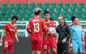 Báo Hàn Quốc gợi ý Thái Lan nên học tập bóng đá Việt Nam
