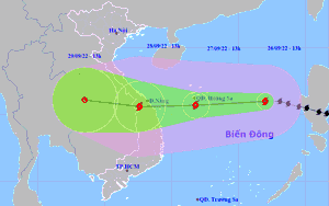 Siêu bão Noru càng lúc càng mạnh thêm, di chuyển rất nhanh theo hướng Tây, tốc độ 20-25km/h
