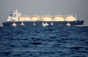 Khủng hoảng năng lượng khiến thị trường LNG rơi vào tay các tập đoàn lớn